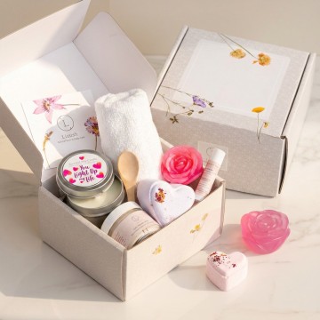 Pure Love Skincare Gift Set